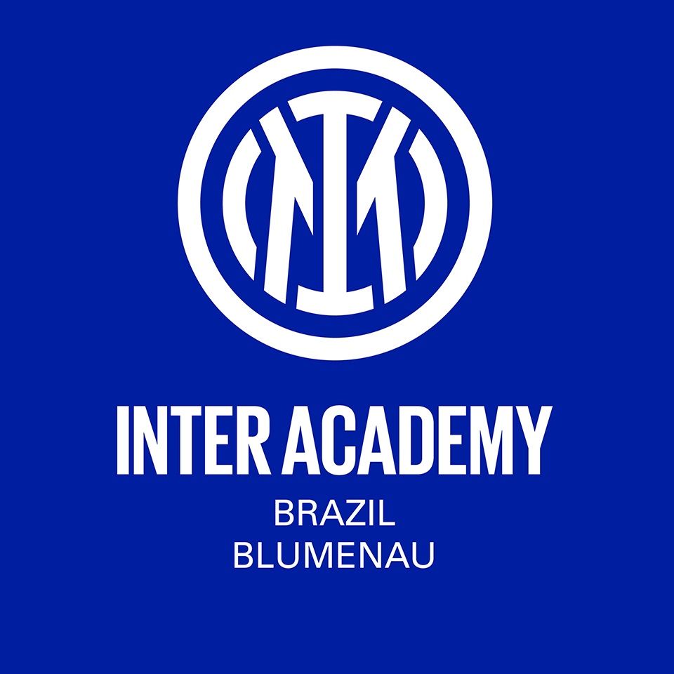 Logo da Escola de Futebol da Inter Academy em Itoupava Seca, Blumenau/SC