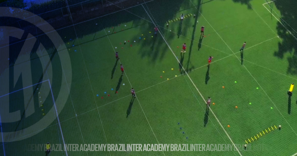 Escola de Futebol da Inter Academy em Niterói/RJ