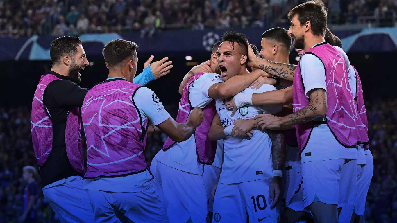 Barcelona empata com Inter em 3 a 3 e se complica na Champions