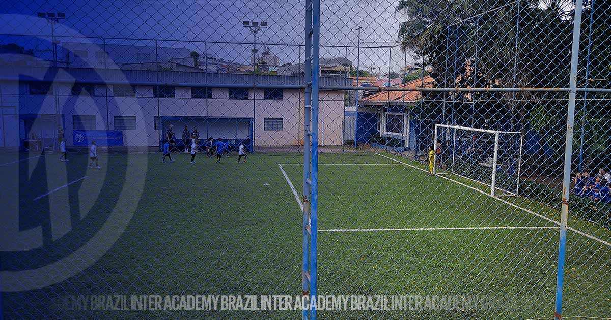 Escola de Futebol da Inter Academy em Osasco/SP